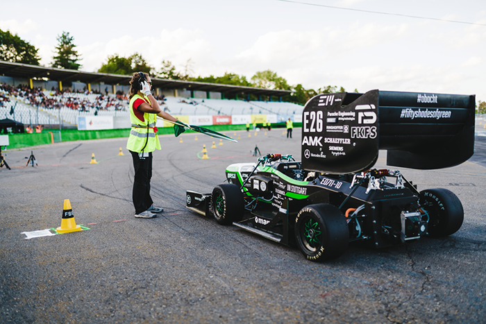 Formula Student Racer с электрическим тяговым двигателем